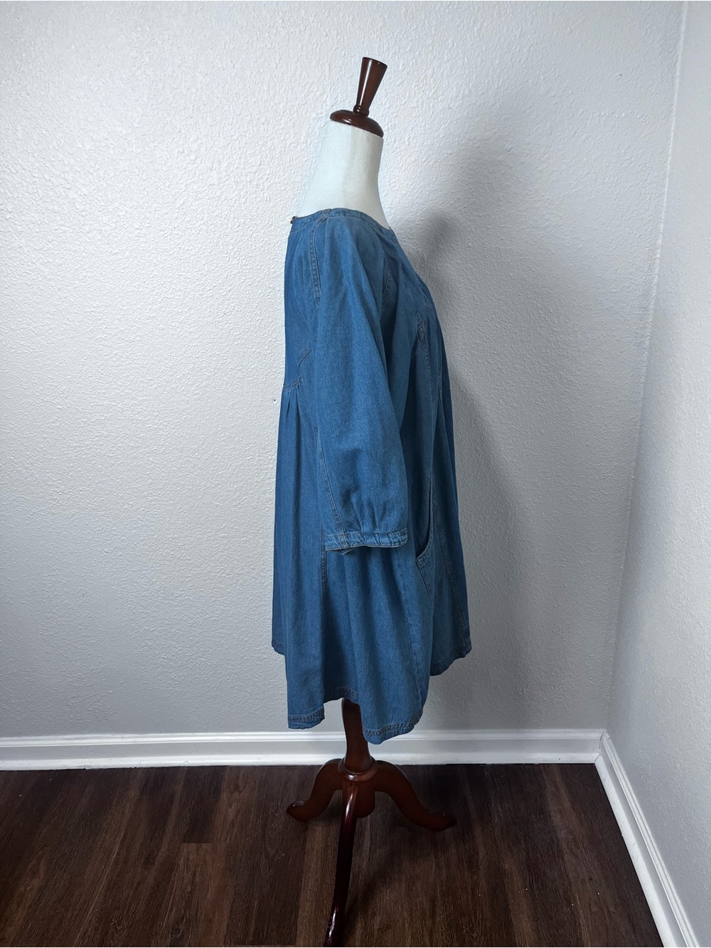 Entro Karri Denim Shift Dress Size Large - Picture 3 of 6